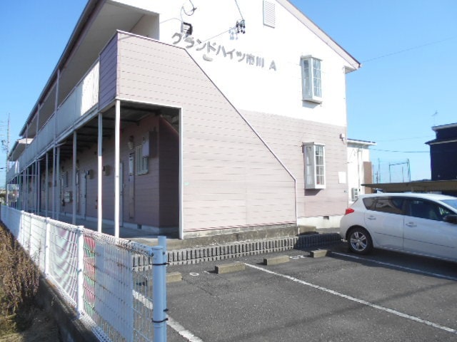 13/20 エントランス