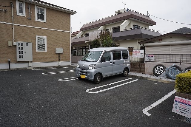 14/20 駐車場