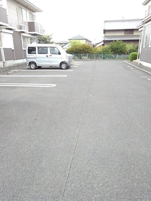 2/8 駐車場