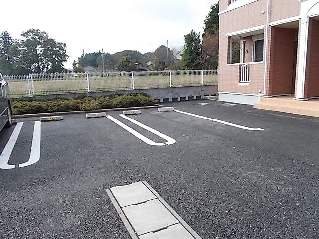14/20 駐車場