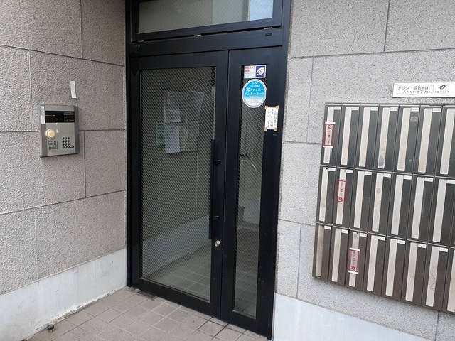 14/20 エントランス