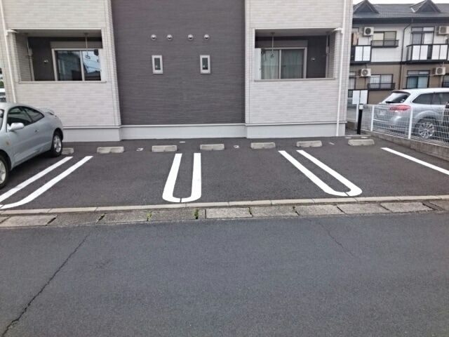14/20 駐車場