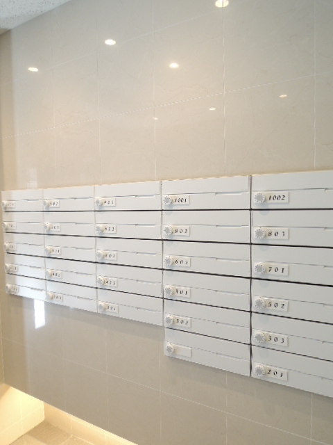 14/20 エントランス