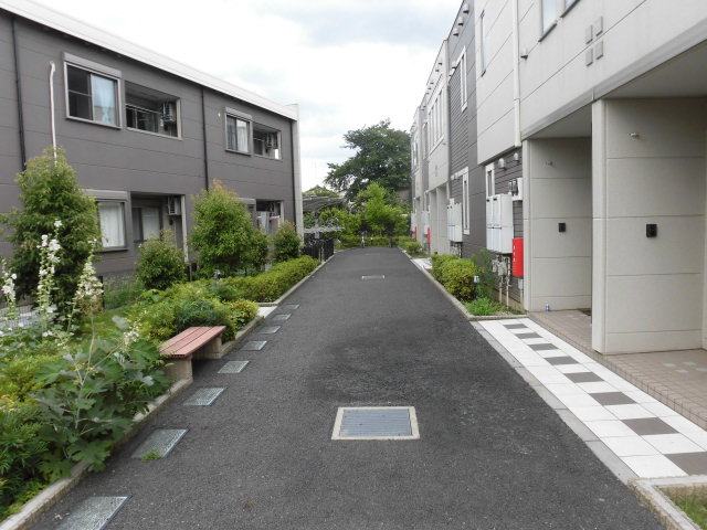 21/23 エントランス