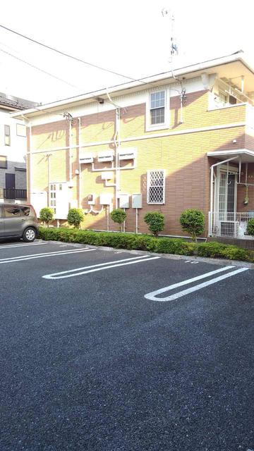 28/30 駐車場