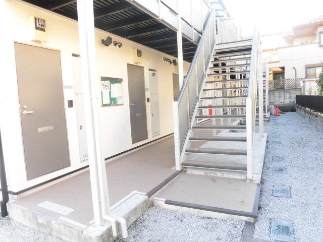 22/30 エントランス