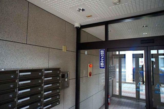 15/21 エントランス