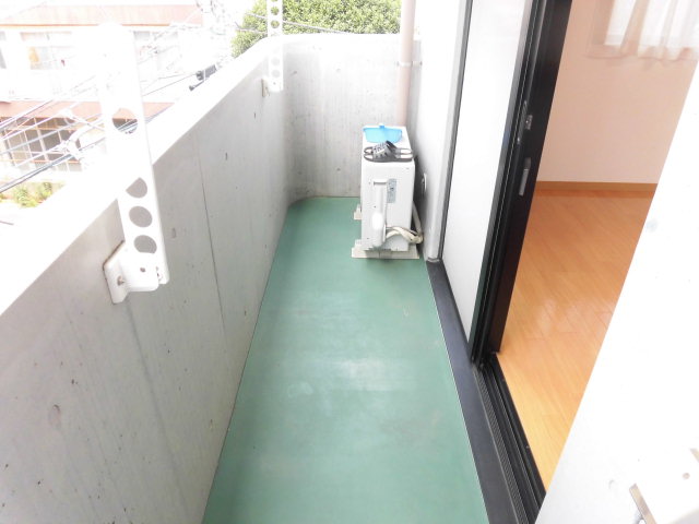 16/25 バルコニー