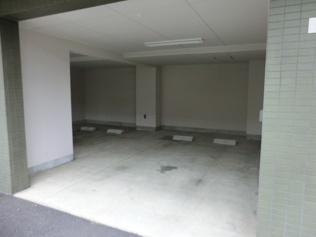 22/30 エントランス