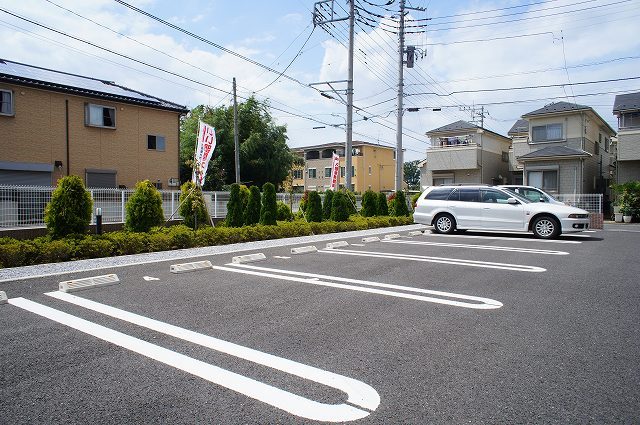 14/22 駐車場
