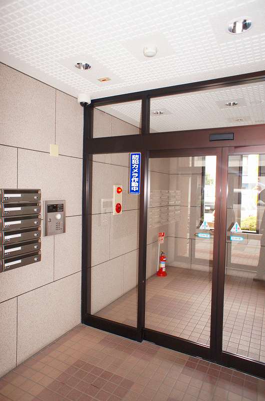 14/20 エントランス