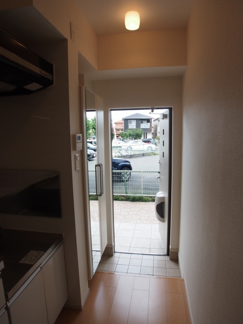 14/20 エントランス