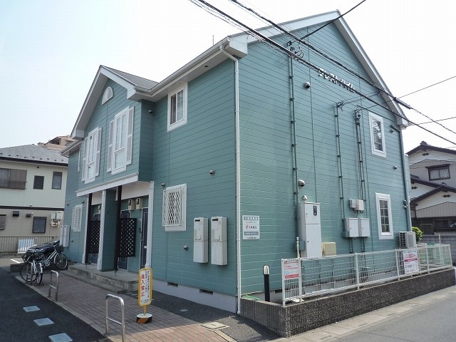 18/25 エントランス