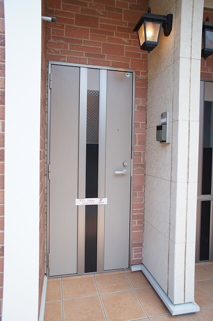 21/28 エントランス