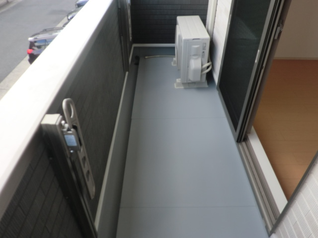 18/28 バルコニー