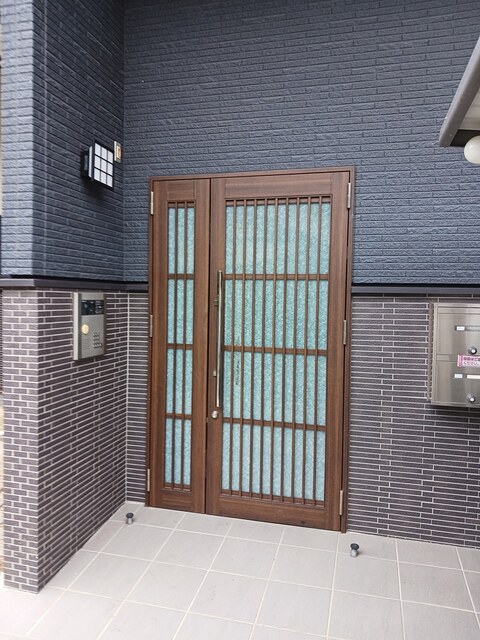 14/20 エントランス