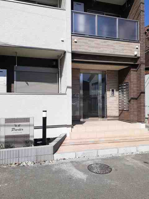 14/20 エントランス