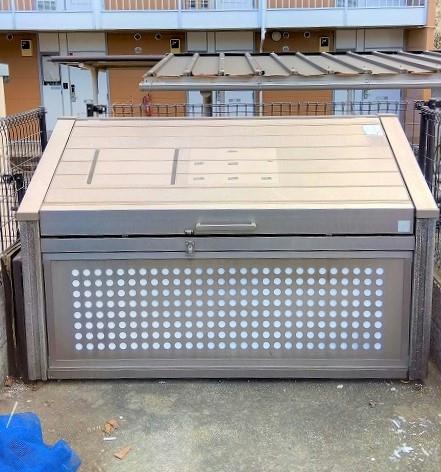 13/14 エントランス