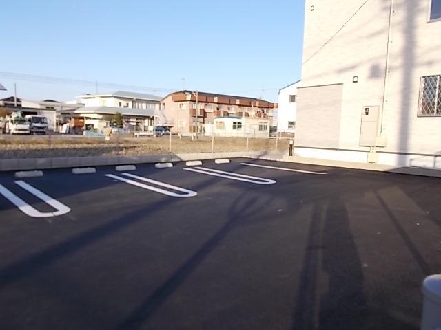14/23 駐車場