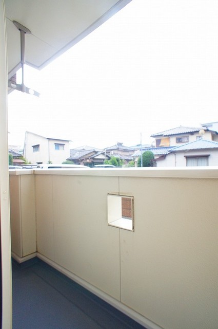 18/28 バルコニー
