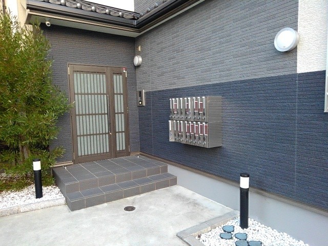 13/20 エントランス