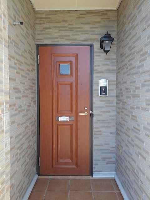 13/17 エントランス