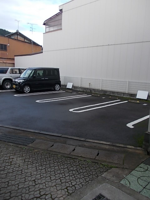 3/10 駐車場