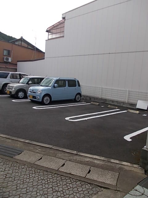 4/10 駐車場