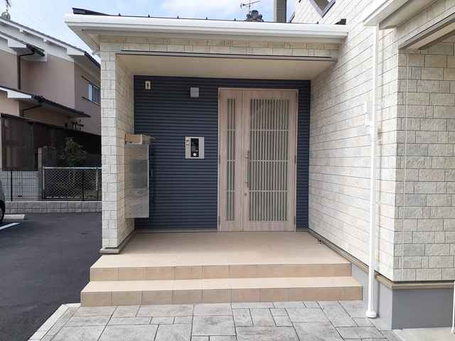 13/20 エントランス