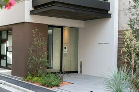 4/5 エントランス