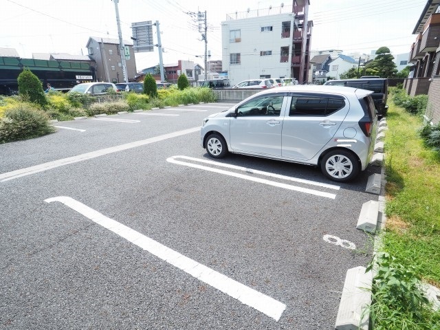 14/20 駐車場