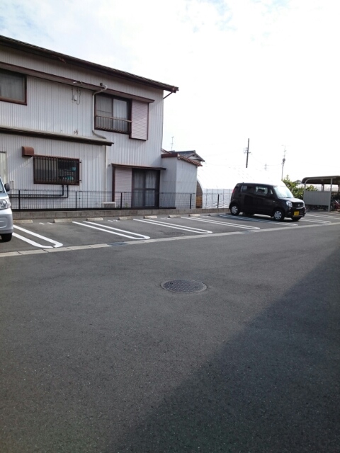 14/20 駐車場