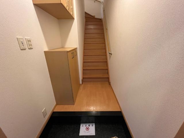 14/29 玄関