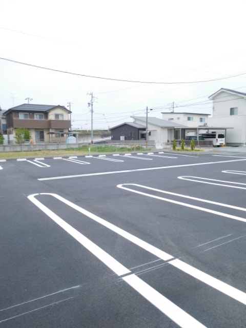 14/20 駐車場