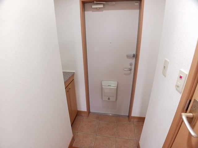 5/20 玄関