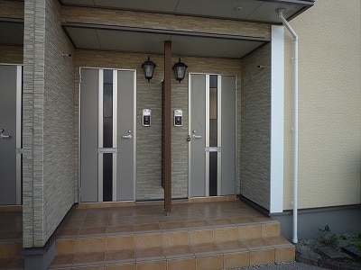 14/20 エントランス