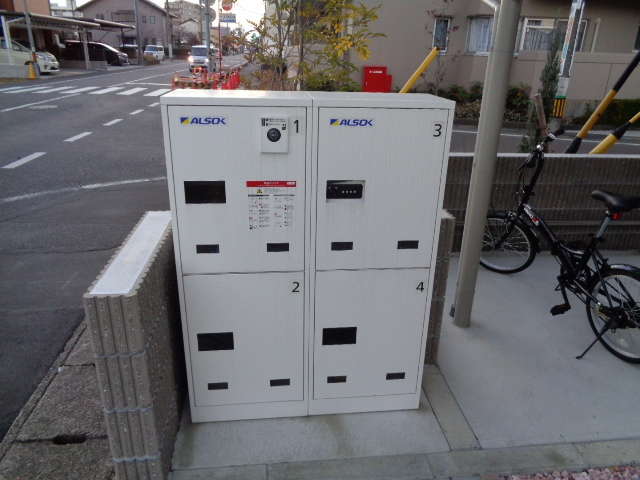 16/22 エントランス