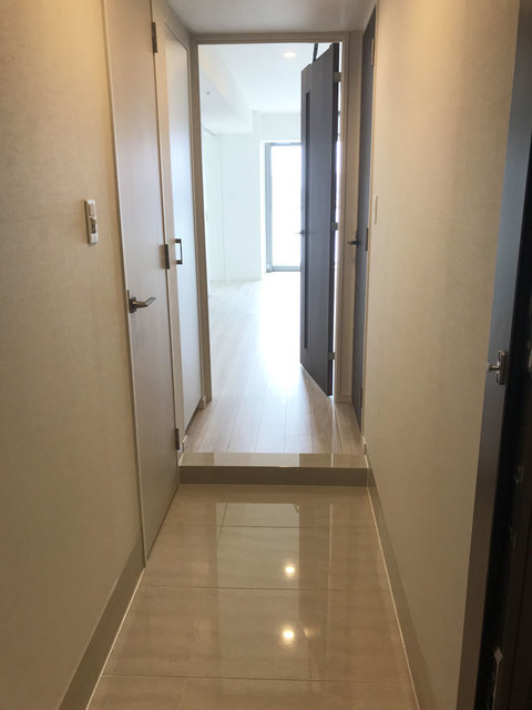 17/30 玄関
