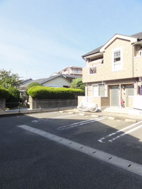 16/22 駐車場
