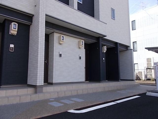 13/20 エントランス