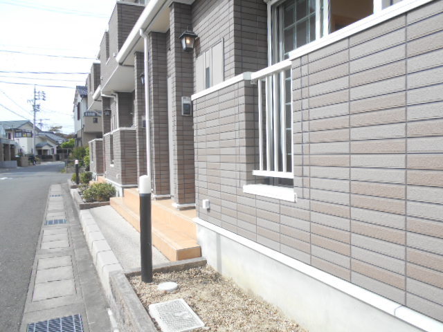 15/22 エントランス