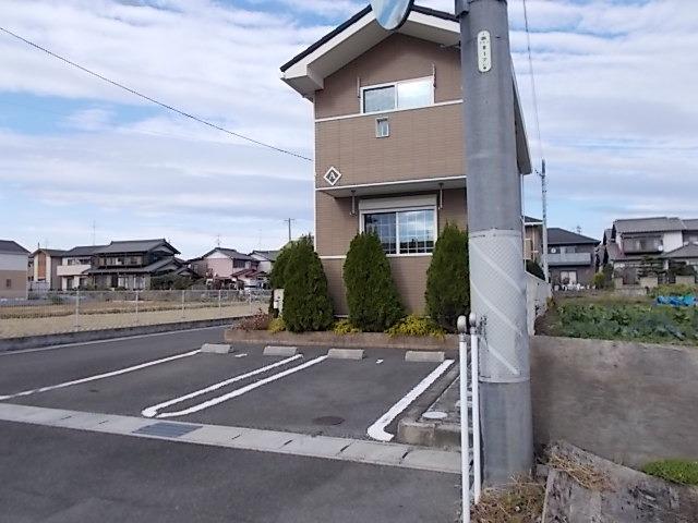 14/20 駐車場