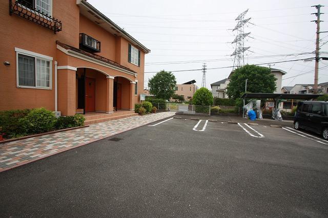 17/23 駐車場