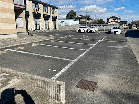 14/19 駐車場
