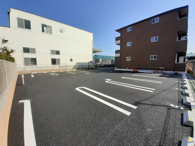 14/20 駐車場