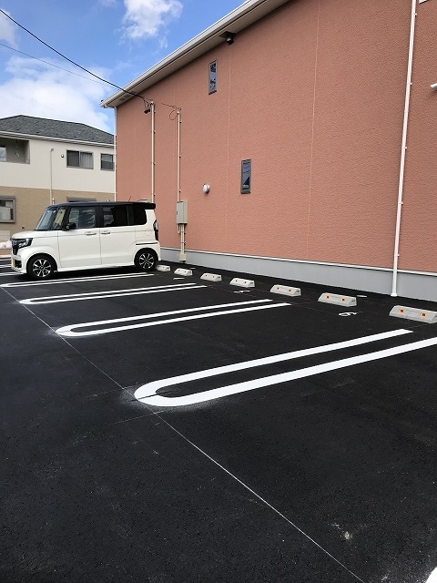 14/20 駐車場