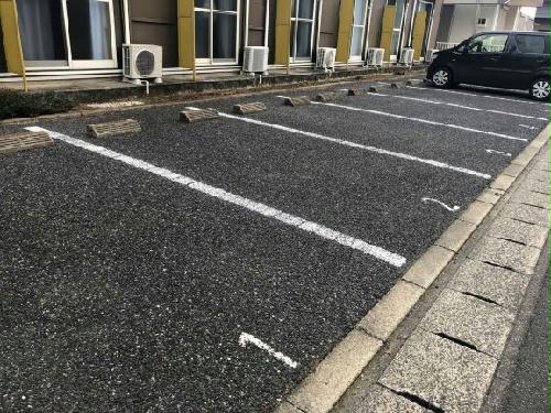 2/3 駐車場