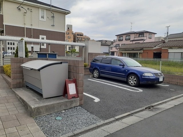 14/22 駐車場