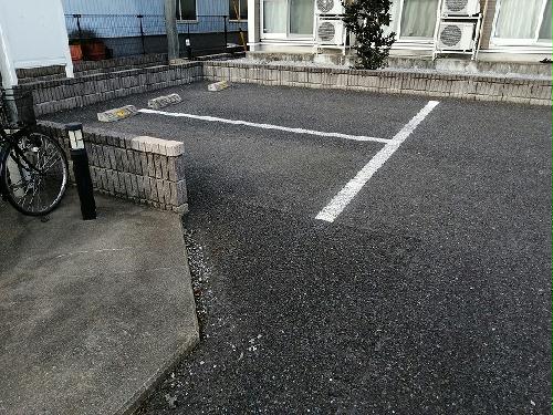 2/10 駐車場