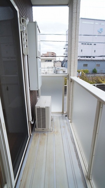 13/23 バルコニー